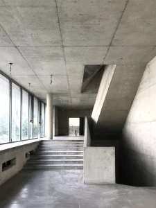 N HOUSE
