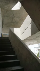 N HOUSE