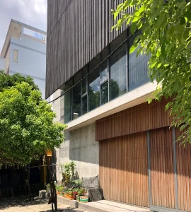 N HOUSE