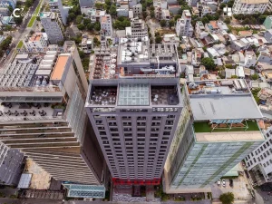 RED RADISSION HOTEL