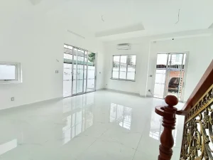 VILLA CHÚ BẢY BÌNH THẠNH