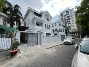 VILLA MỸ VĂN Q7